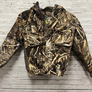 Game winner kids duck hunting jacket camo wet lands 2 brand new never used